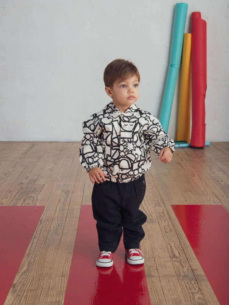 Gilet com capuz com impressão integral "GRAPHIC" para meninos bebés - Image 3